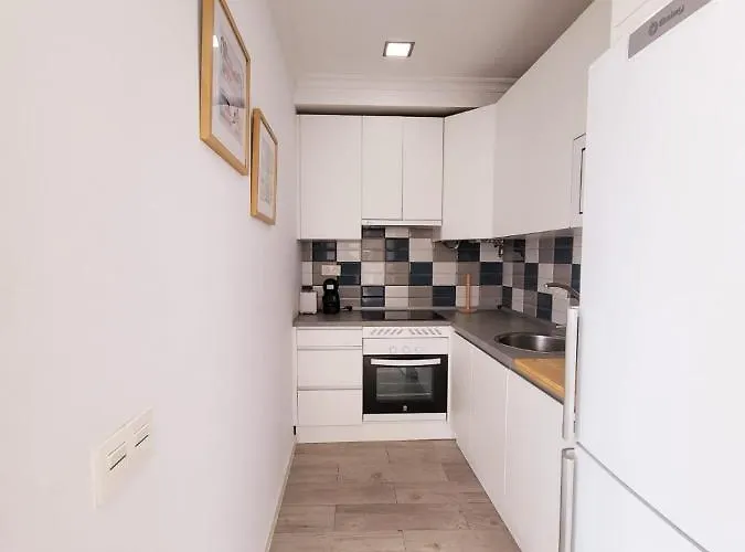 Apartament Stylish 3 Bedroom Penthouse In Centre With Large Pool Close To The Marbella