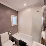 Stylish 3 Bedroom Penthouse In Centre With Large Pool Close To The מארבלה